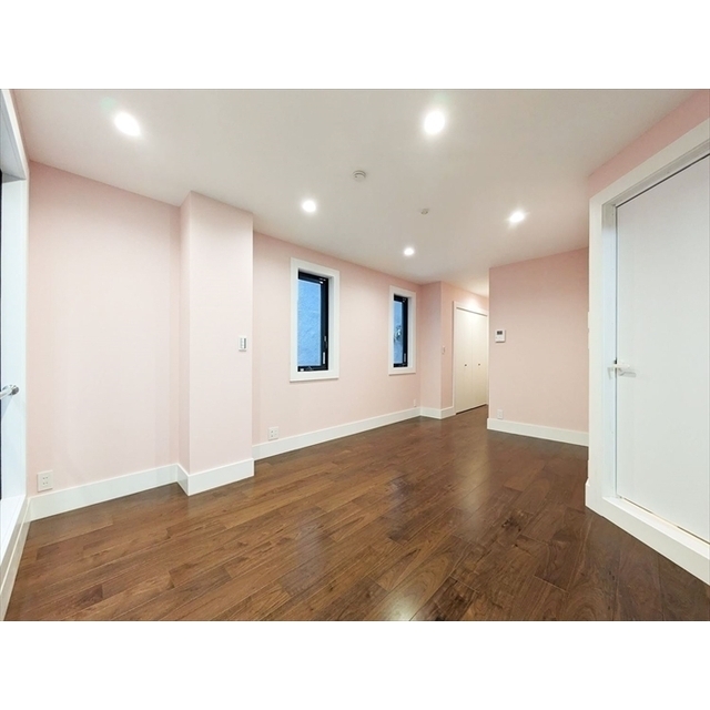 ヴィクトリアン・パレス横浜 内観