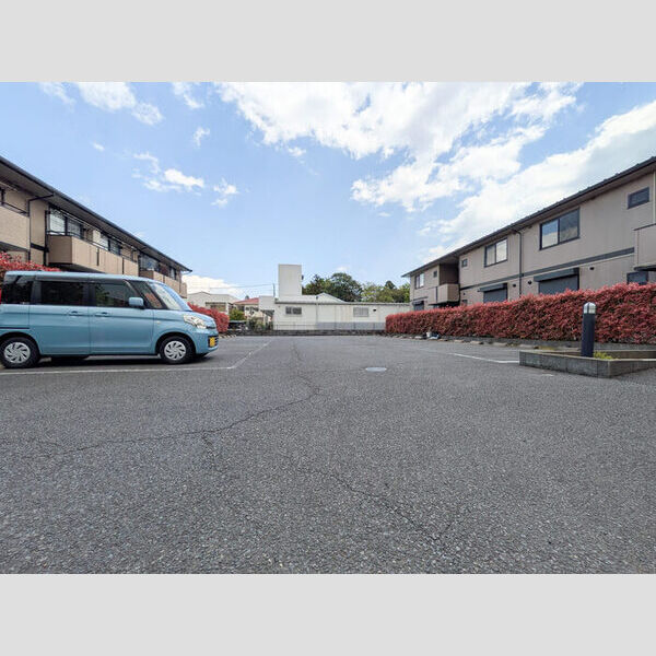 リヴィエール　Ⅰ/ⅡⅡ203号室 駐車場