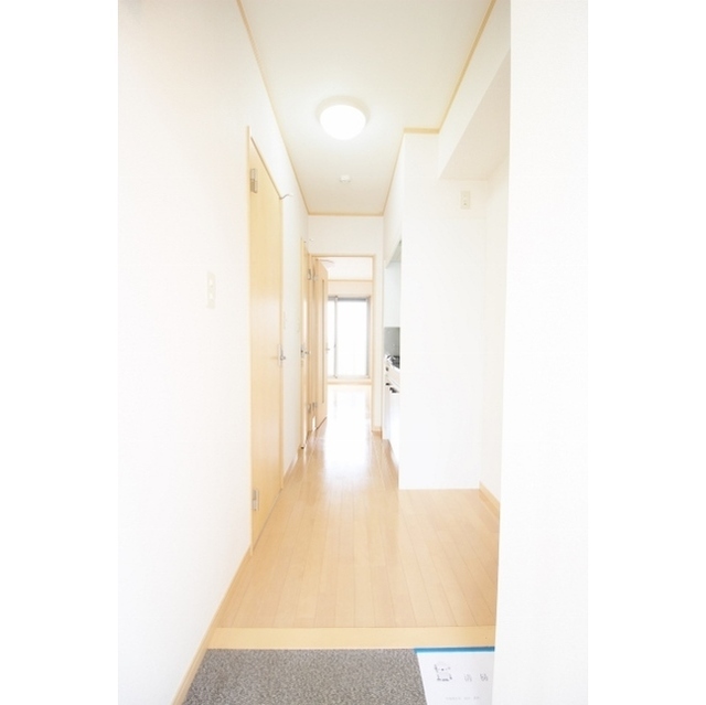 ハイツ みらい202号室 玄関