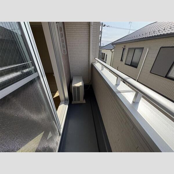リーブルファイン相模原中央区中央203号室 バルコニー