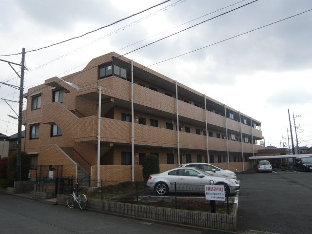 ＬＡＮＤ　ＨＯＭＥＳ 駐車場