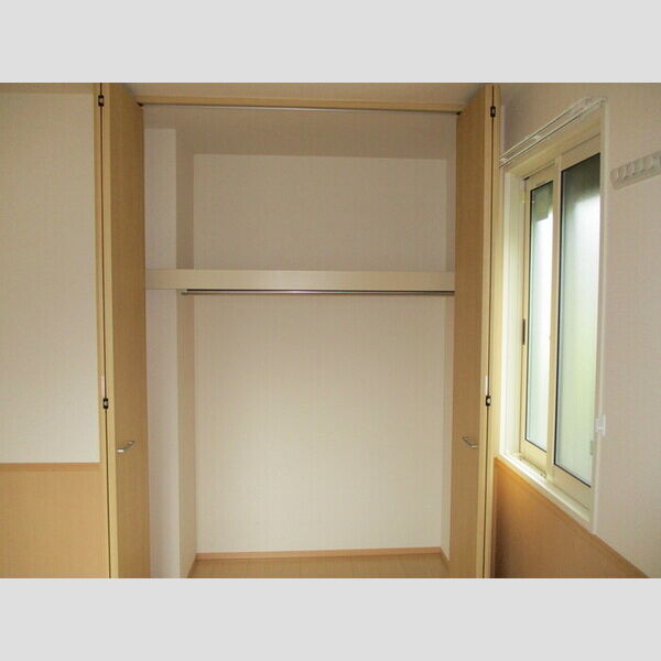 クレシア クローゼット