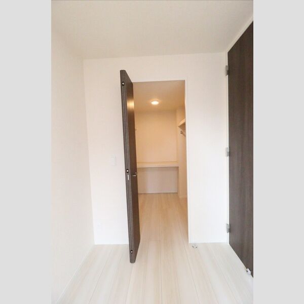 フリードルム本郷 ウォークインクローゼット