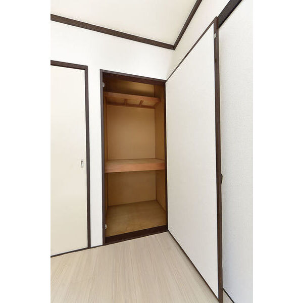 メゾン荒木0201号室 収納