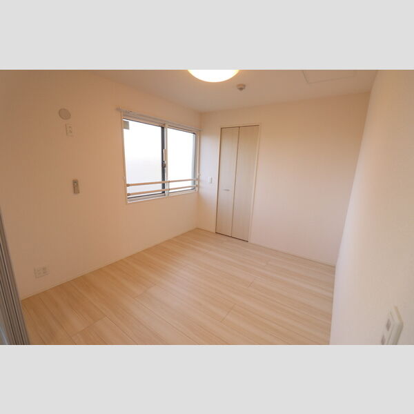 ポトシ302号室 洋室