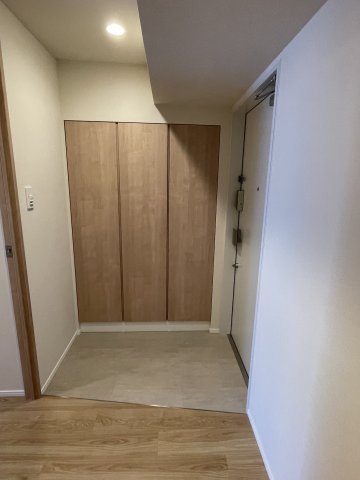 プラウドフラット日暮里 玄関