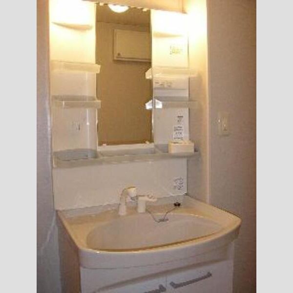 アヴァンセ八幡　AB 洗面化粧台