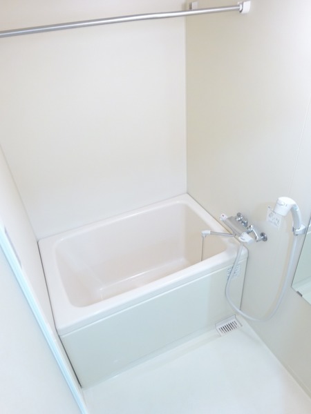 ヴェルステージ川崎605号室 お風呂