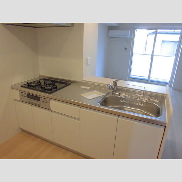 メゾンルミエール206号室 システムキッチン