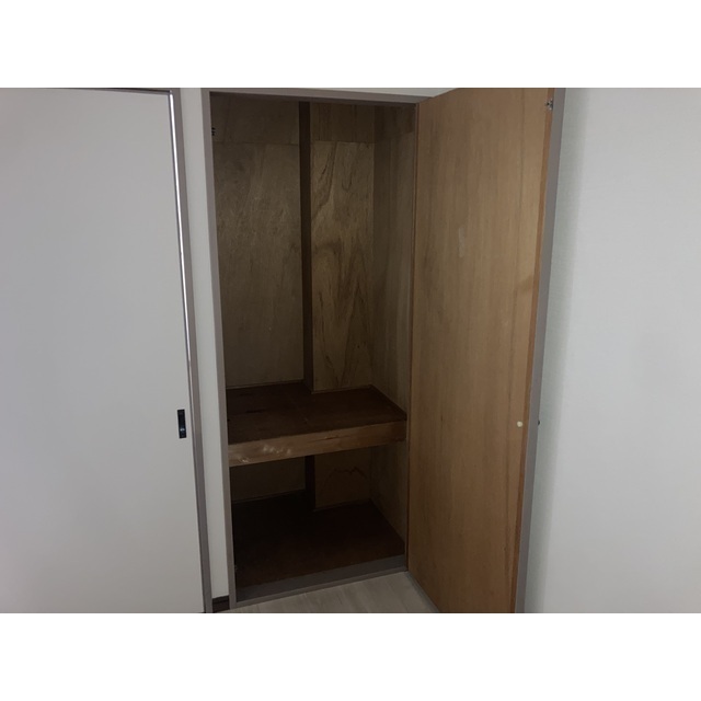 インペリアル本丸402号室 内観