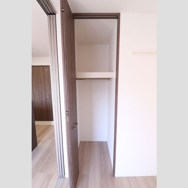 ウィステリア301号室 クローゼット