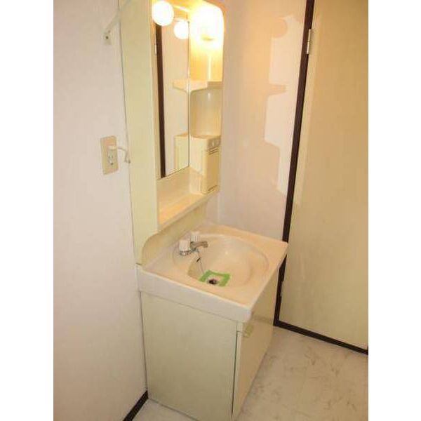 ハイツシルフィード 洗面