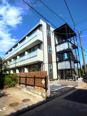 リブリ・ブランドール湘南台1階 外観