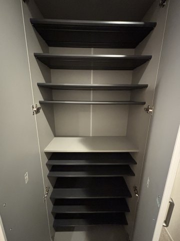 カーサエスポワール　Ａ棟202号室 収納