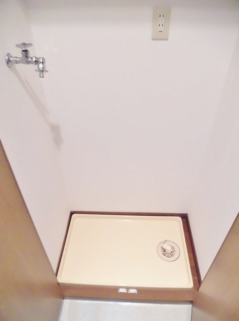 コートフローラ0103号室 防水板