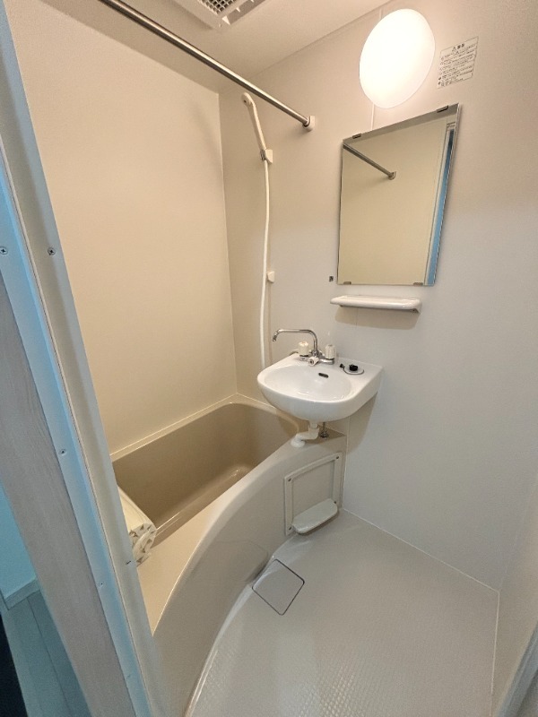 アーバングレイス五反野Ⅰ3階 同タイプお風呂別部屋