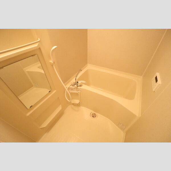 フローラ　椿 浴室