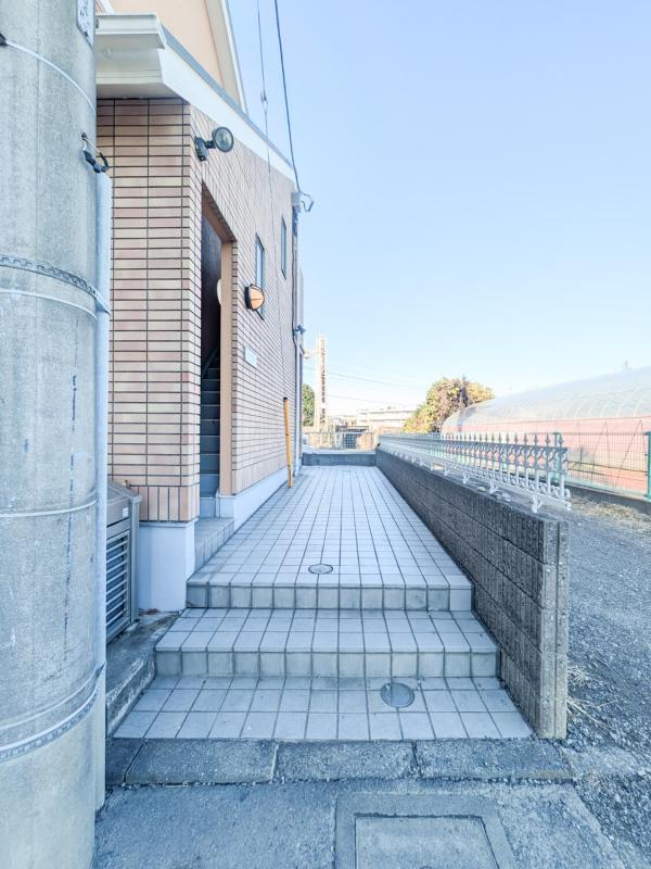 つつじヶ丘ビレッジ1階 エントランス