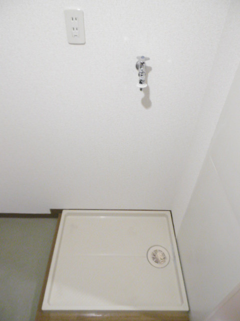 第３今泉ビル0301号室 防水板