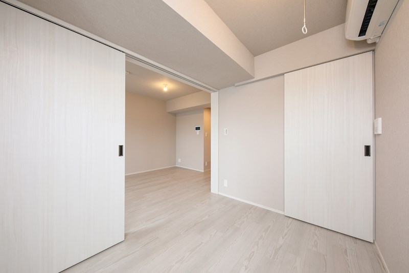 ドゥーエ二子新地4階 寝室