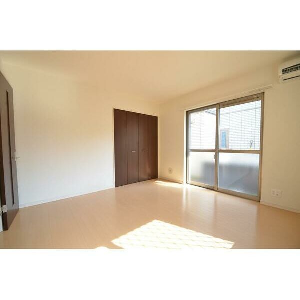 メゾン寺前 リビング