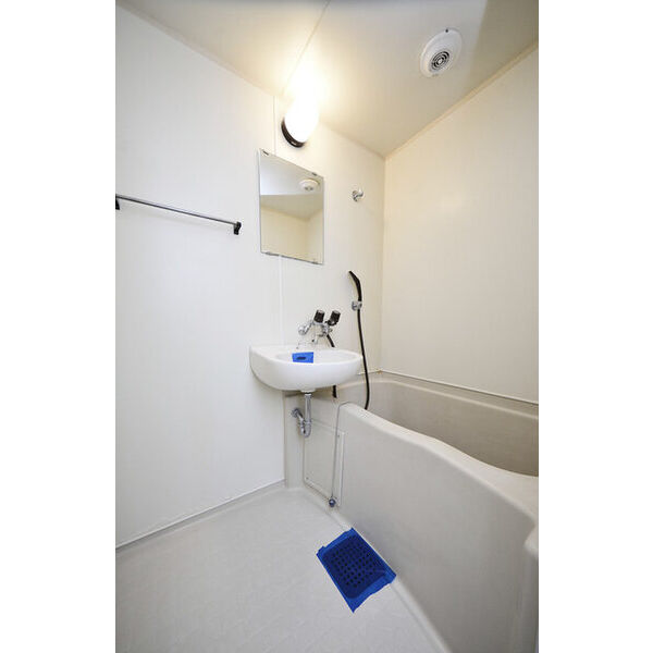 レオパレスブランカ0102号室 お風呂