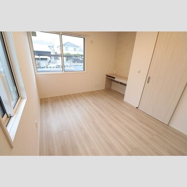 ソレイユガーデン106号室 洋室