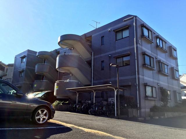 ロイヤル二俣川Ｃ棟1階 外観