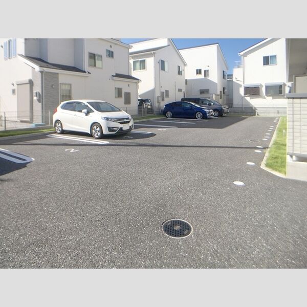 ベルレージュ エム 駐車場