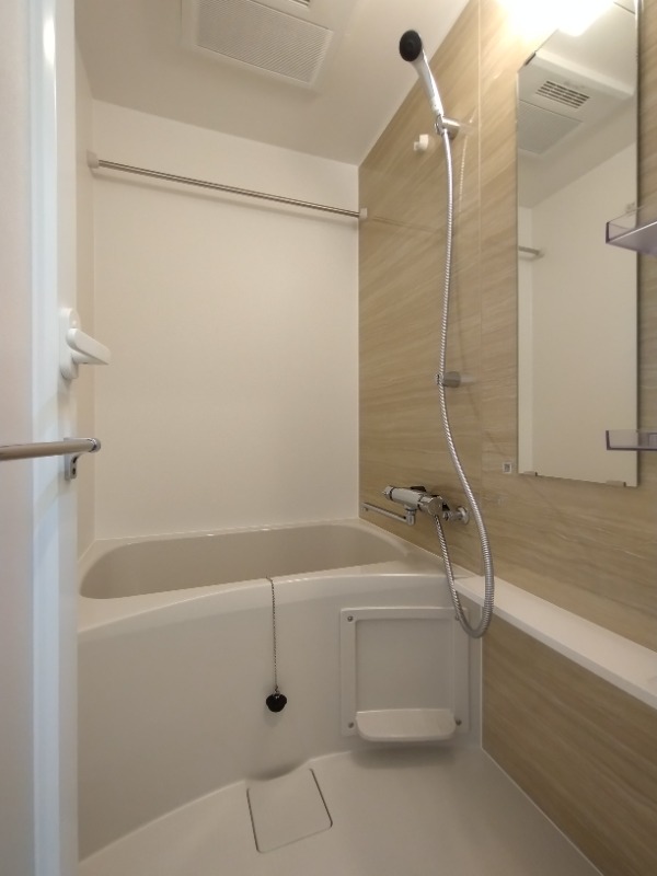 クレイシアIDZ鶴見ステーションサイト11階 お風呂