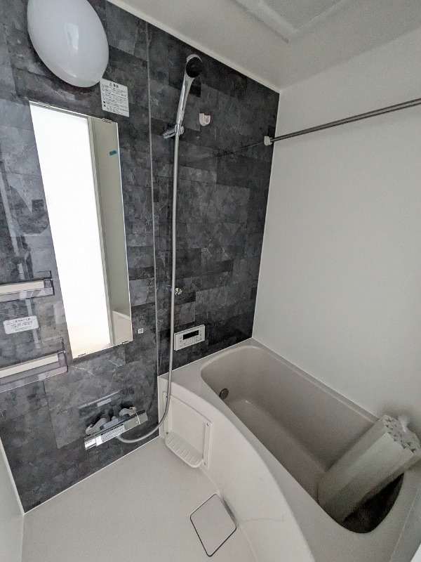 アリスワン南三咲(E-222)2階 お風呂