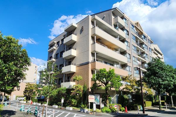 新山下ベイシティ第六号棟の外観画像