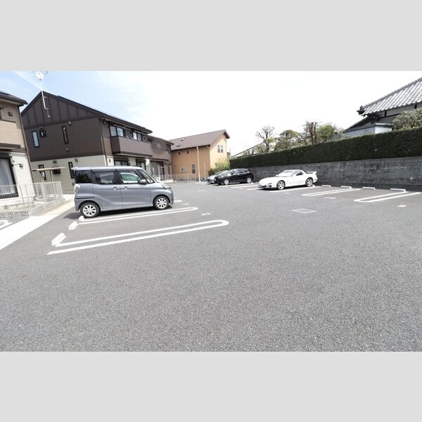 ヴェルデソーレ　A 駐車場