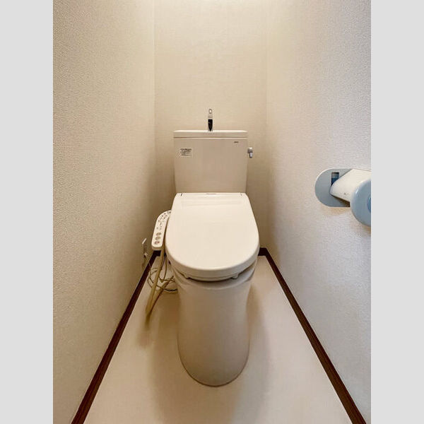 クリスタルパレス203号室 温水洗浄暖房便座