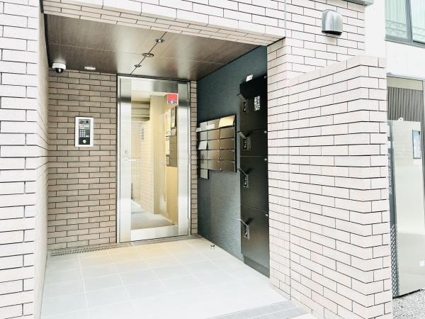 Ｄ’ｓ　ＶＡＲＩＥ練馬レジデンス4階 エントランス