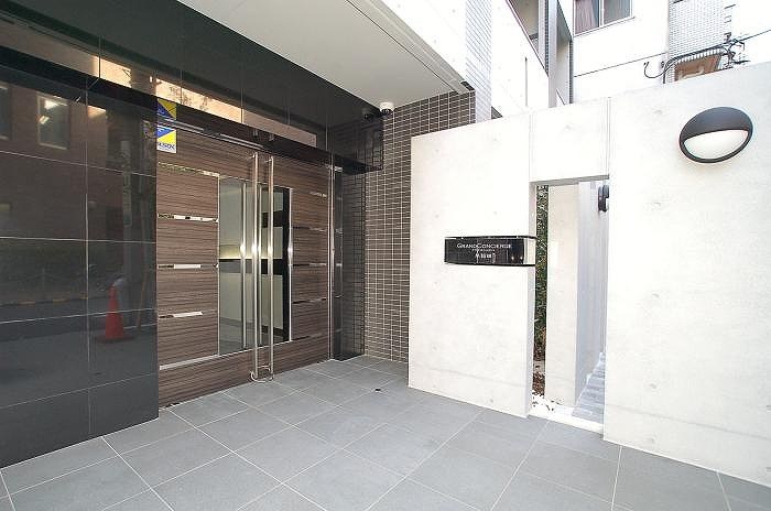 グランドコンシェルジュ早稲田2階 エントランス