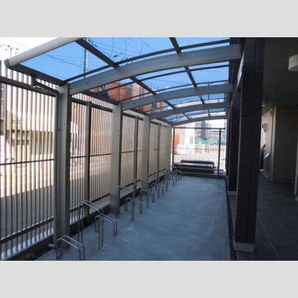 サンモールおおたかの森103号室 駐輪場