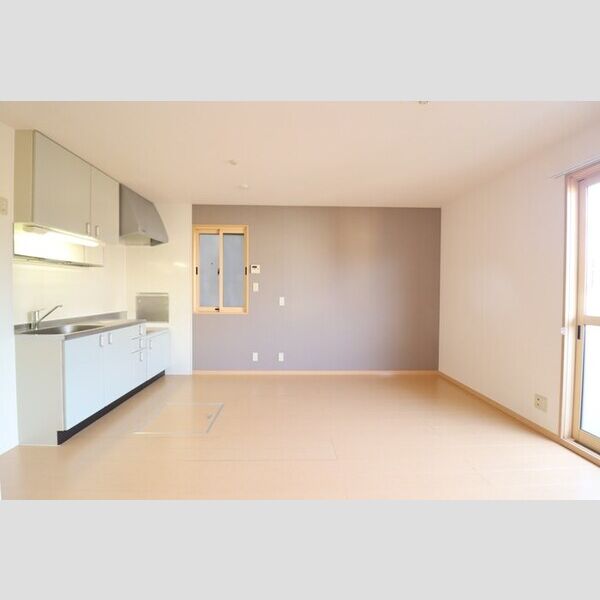 リシアンサス・ガーデン　ABCDEF リビング