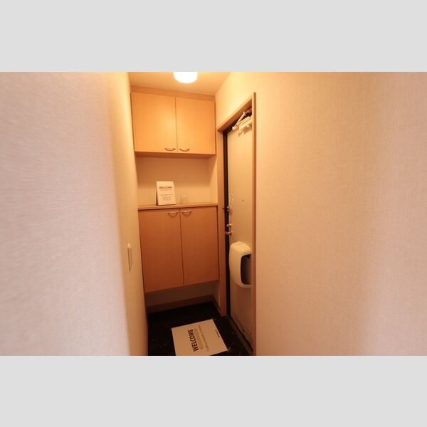 ルミエール 玄関