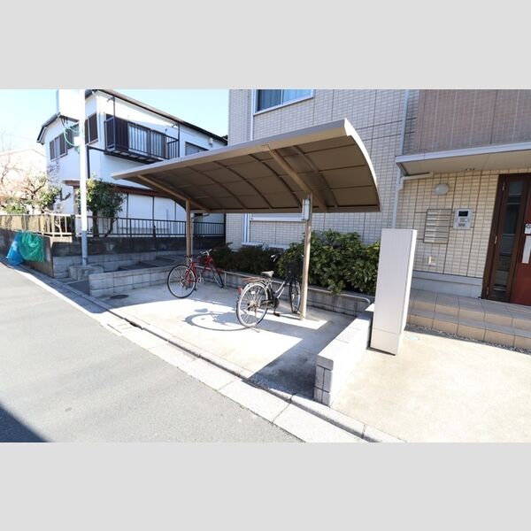 ボヌール 駐輪場
