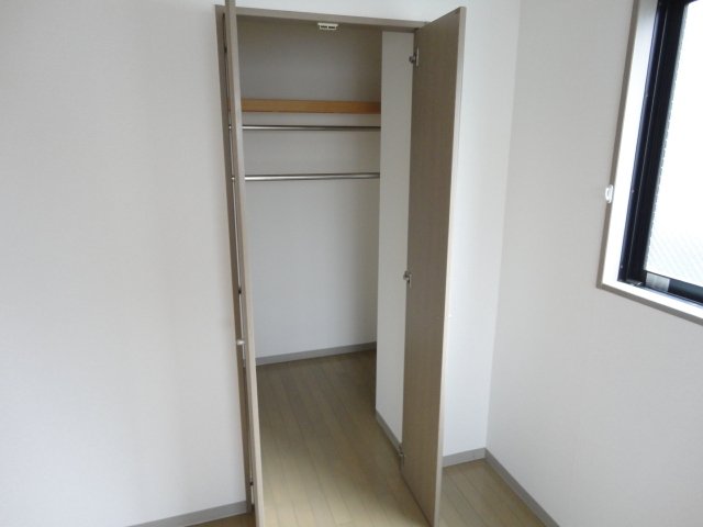 ロマニスタ東松戸 ウォークインクローゼット