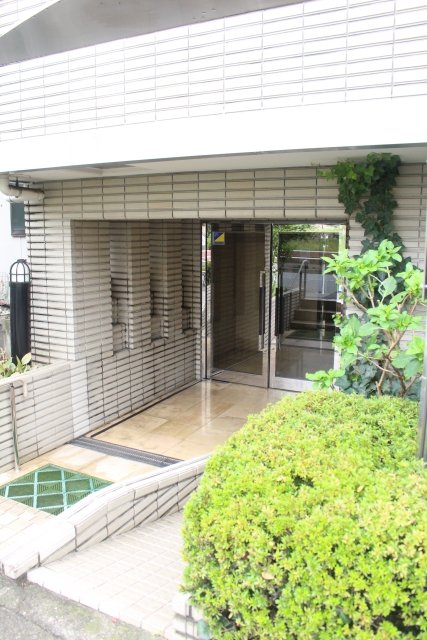 ピア成増 エントランス