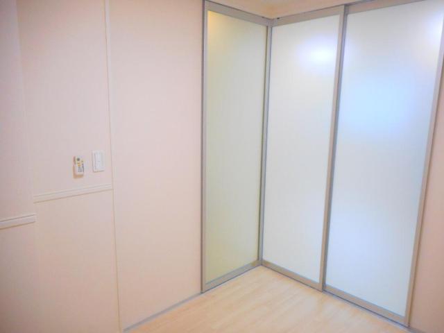 ビオラ・宮町301号室 洋室