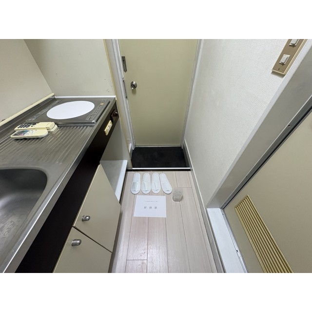 サニーサイド三田南B 玄関