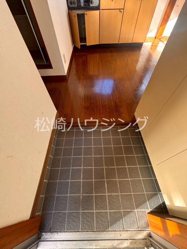 ピュアパレス 玄関