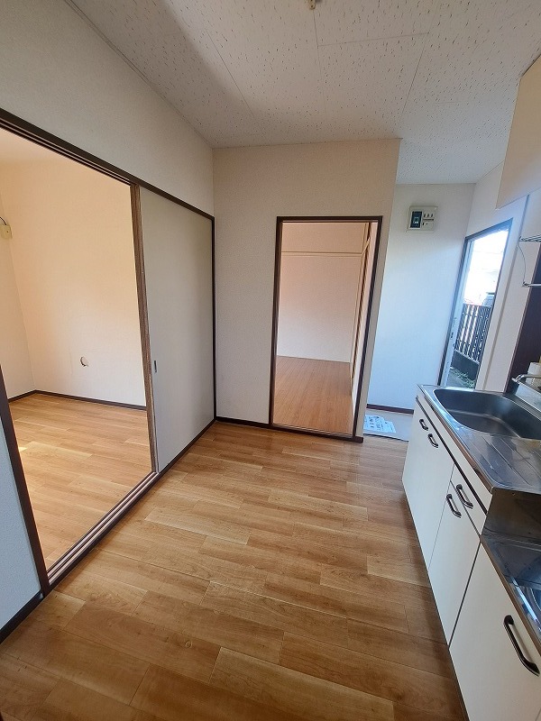 パールハイツ1階 内観