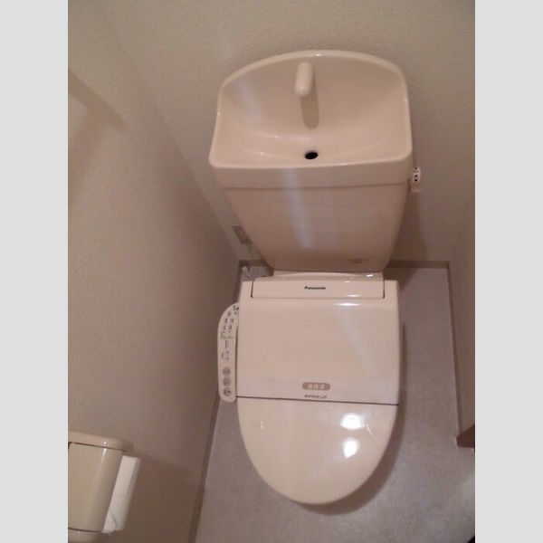 グランドパレス103号室 温水便座