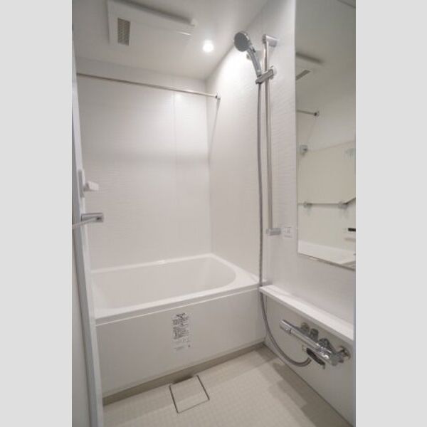 プライムメゾン森下WEST413号室 お風呂