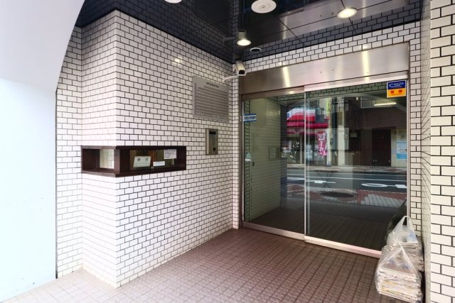 ヴェラハイツ鶴見5階 エントランス