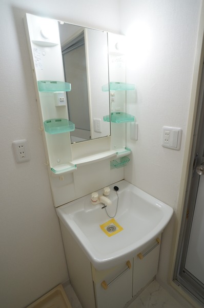 鎌倉グリーンヒルズ4階 同建物別部屋の参考画像